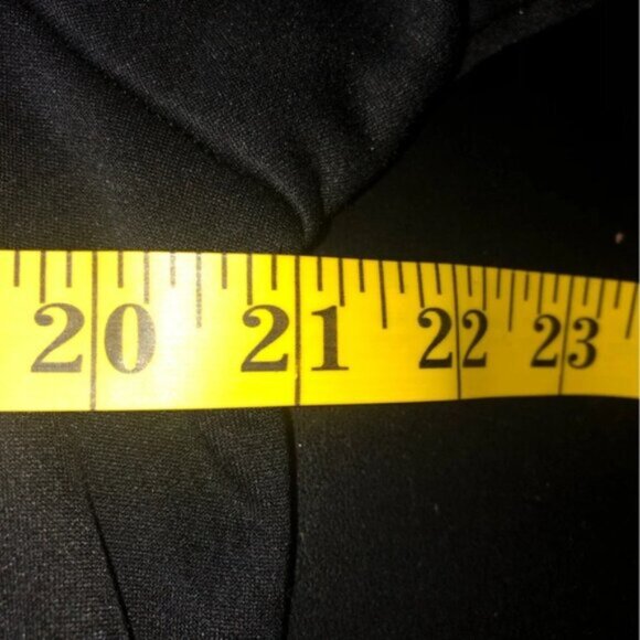 The North Face Hoodie Men’s M Black Red Logo Pouch Drawstring Hood Fleece Lining - Picture 2 of 10